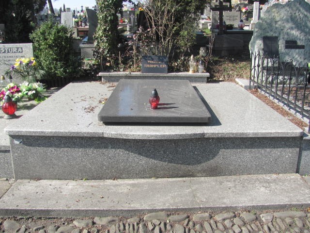 Grób Rudolf Trampler
