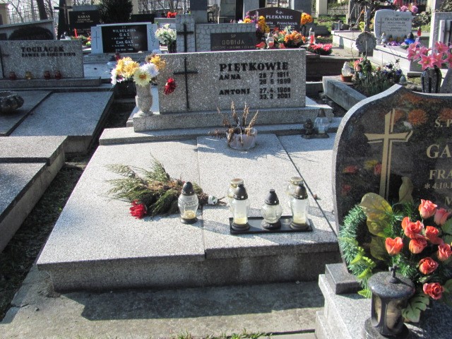 Grób Antoni Piętka