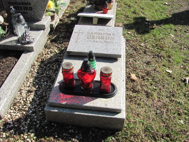 Grób Karolina Dergun