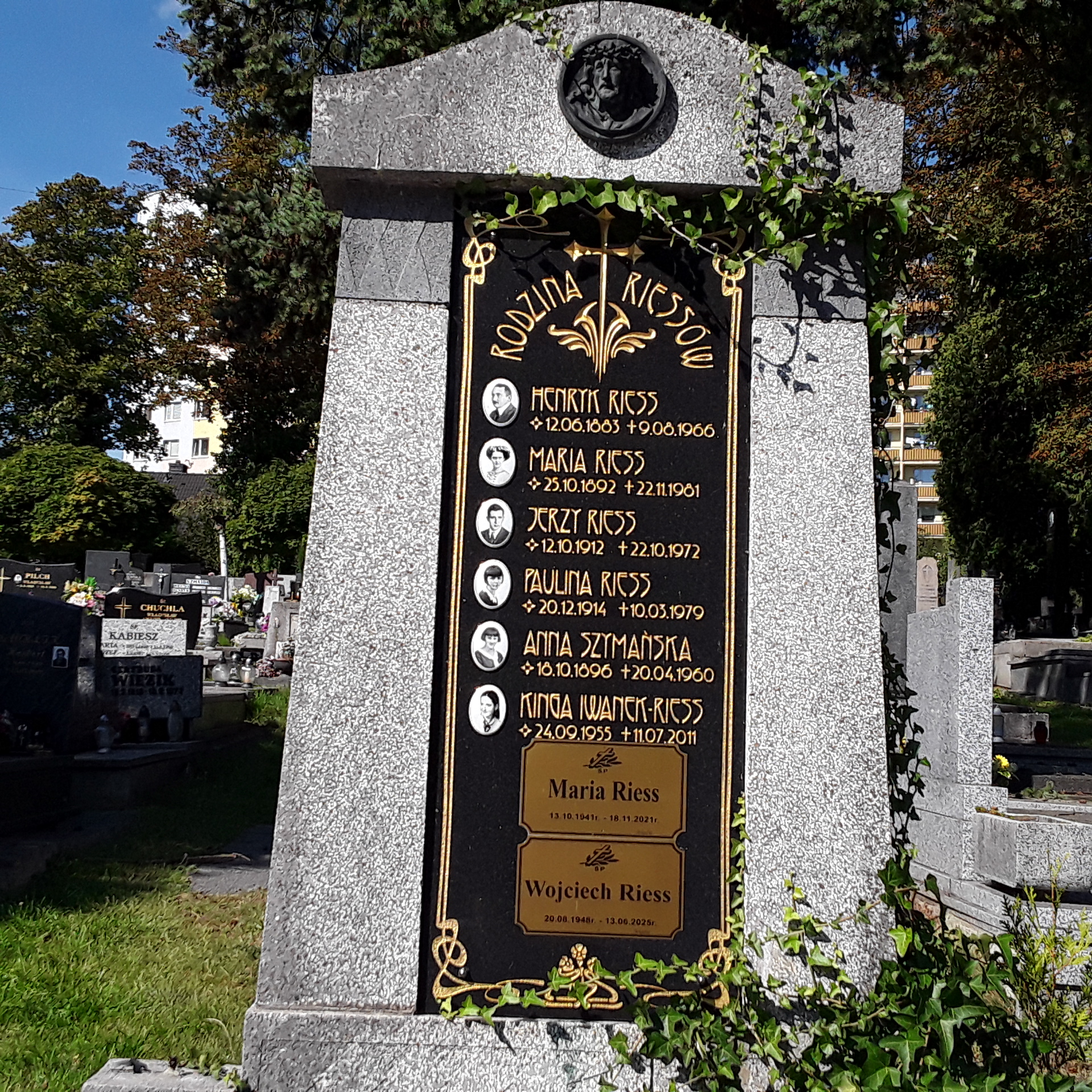 Grób Wojciech Riess