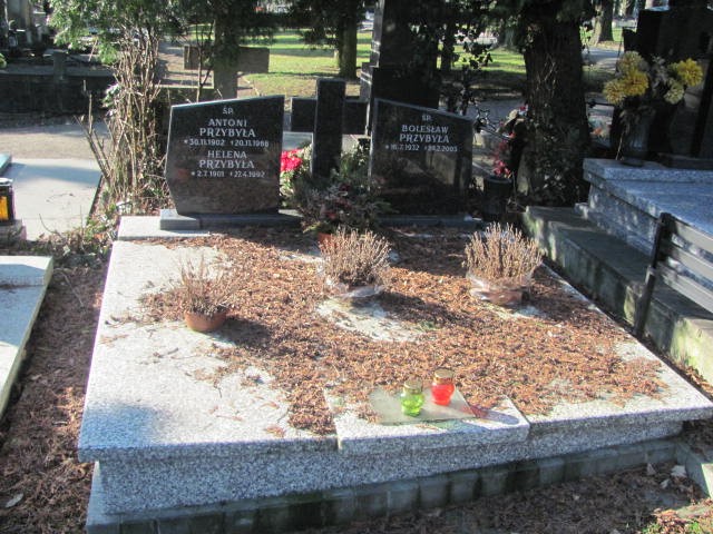 Grób Helena Przybyła