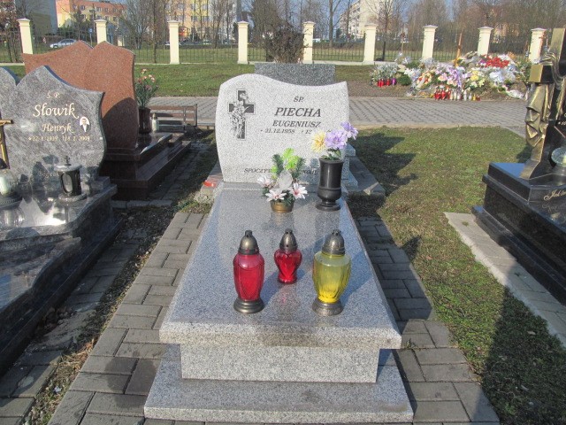 Grób Eugeniusz Piecha